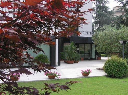 Hotel Giovanni Padua Exteriör bild