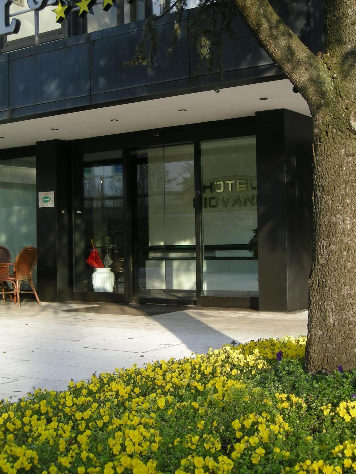 Hotel Giovanni Padua Exteriör bild