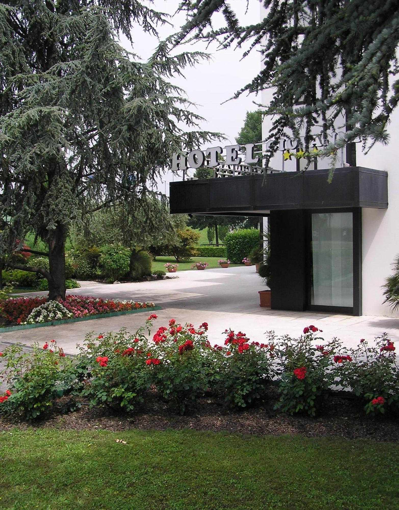 Hotel Giovanni Padua Exteriör bild